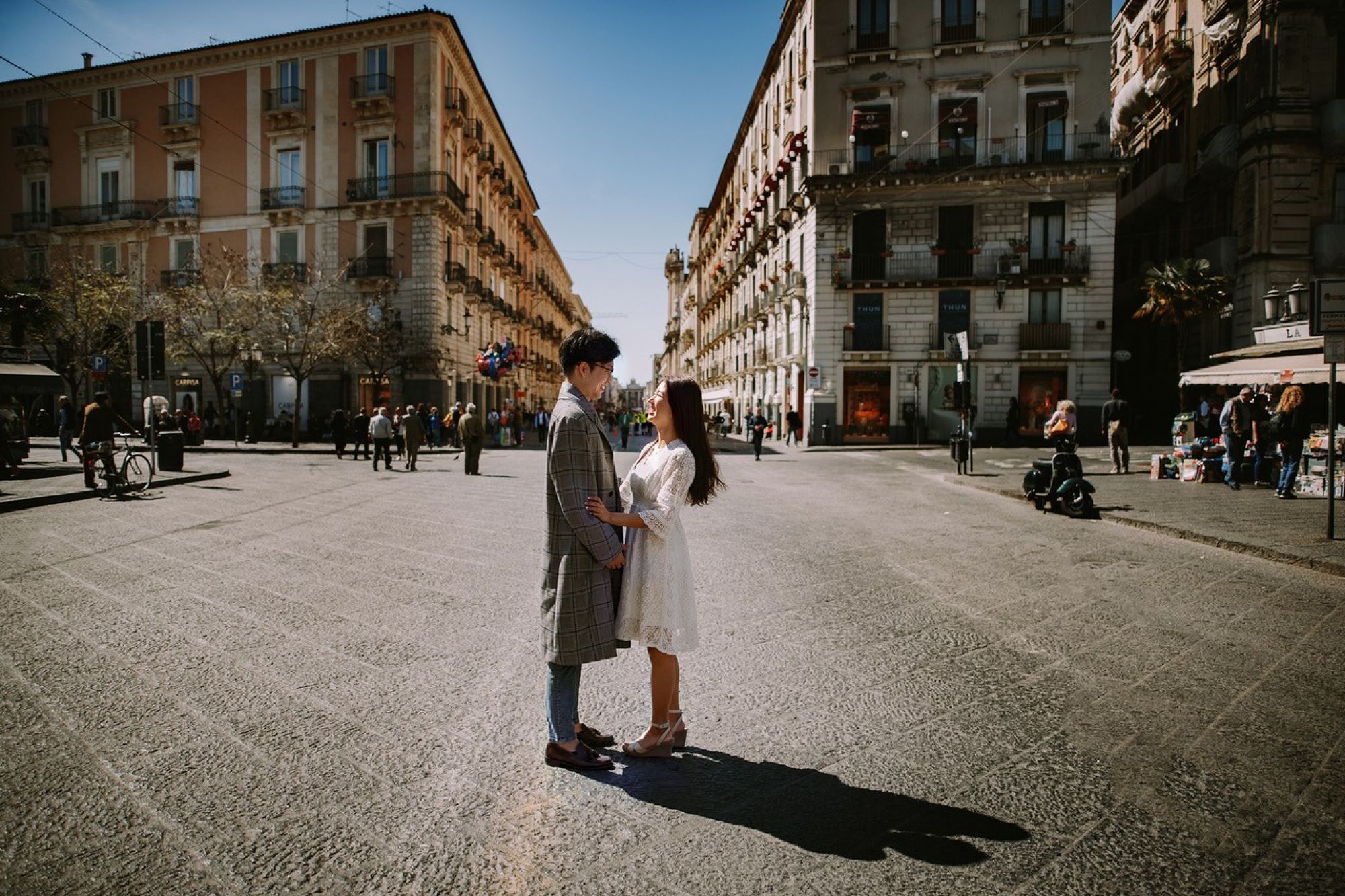 Click to enlarge image 016 shooting couple korea catania.jpg