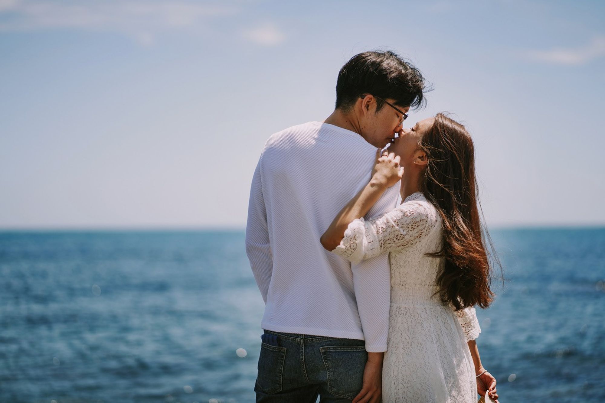 Click to enlarge image 021 kiss Korean spouses acitrezza.jpg